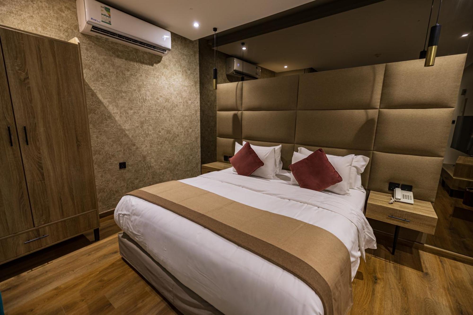 Xyz Hotel Riyadh Ngoại thất bức ảnh